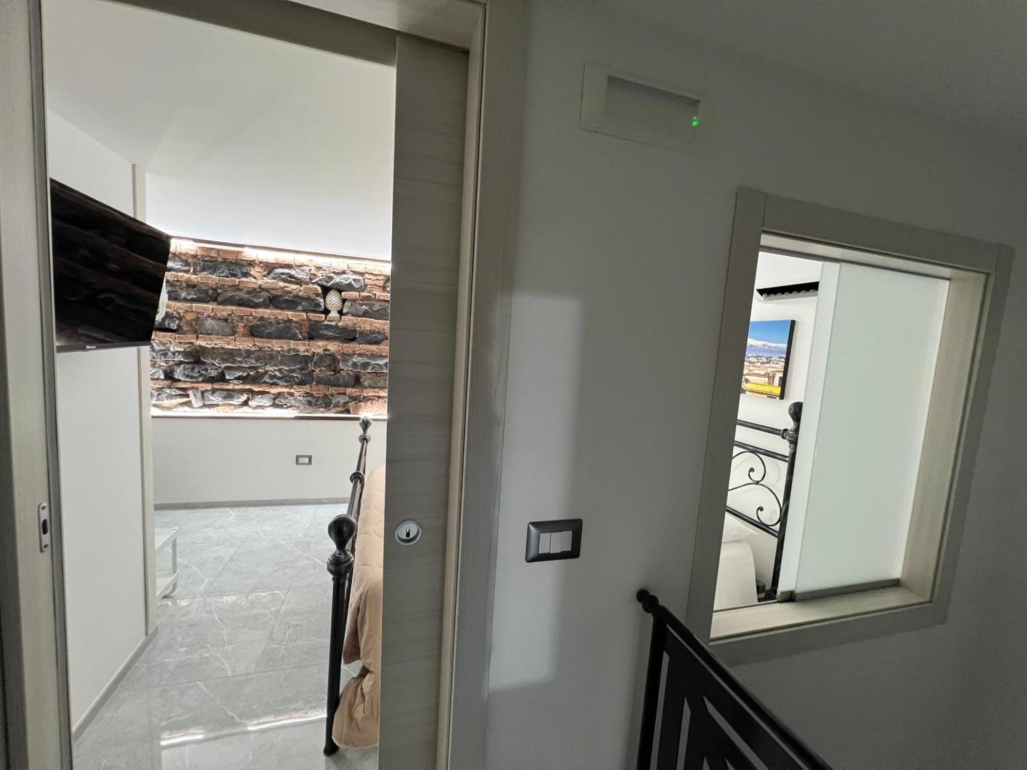 Nobilehouse Appartement Catánia Buitenkant foto