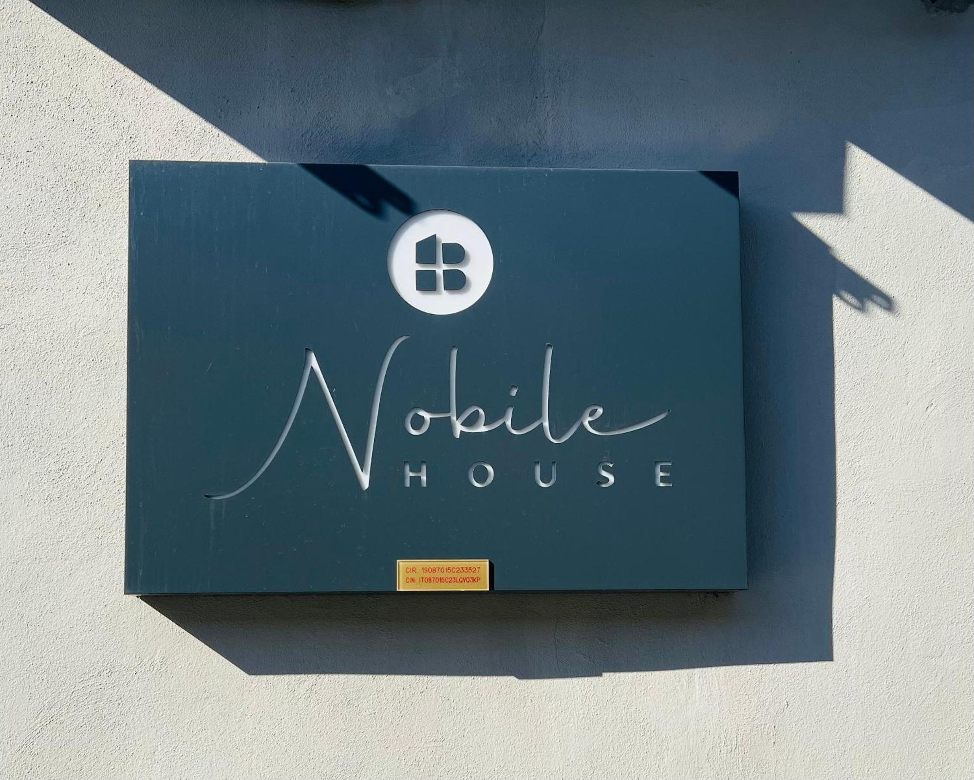 Nobilehouse Appartement Catánia Buitenkant foto